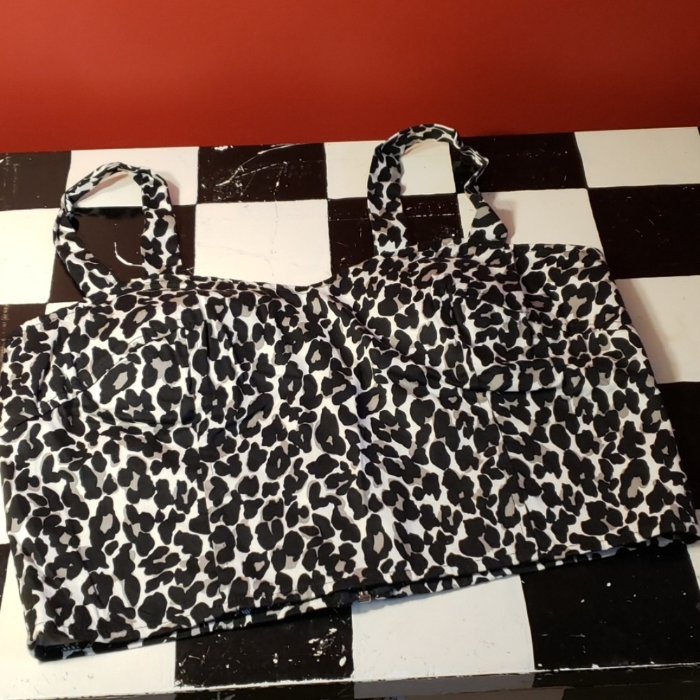 Charlotte Ruse crop top